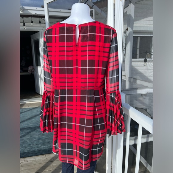 Red Plaid Nygard Tunic - Picture 2 of 4